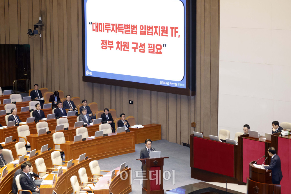 ▲김민석 국무총리가 9일 서울 여의도 국회 본회의에서 열린 정치·외교·통일·안보 대정부질문에서 의원 질의에 답하고 있다. 고이란 기자 photoeran@