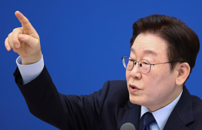 ▲이재명 대통령이 10일 청와대에서 열린 국무회의에서 발언하고 있다. (연합뉴스)