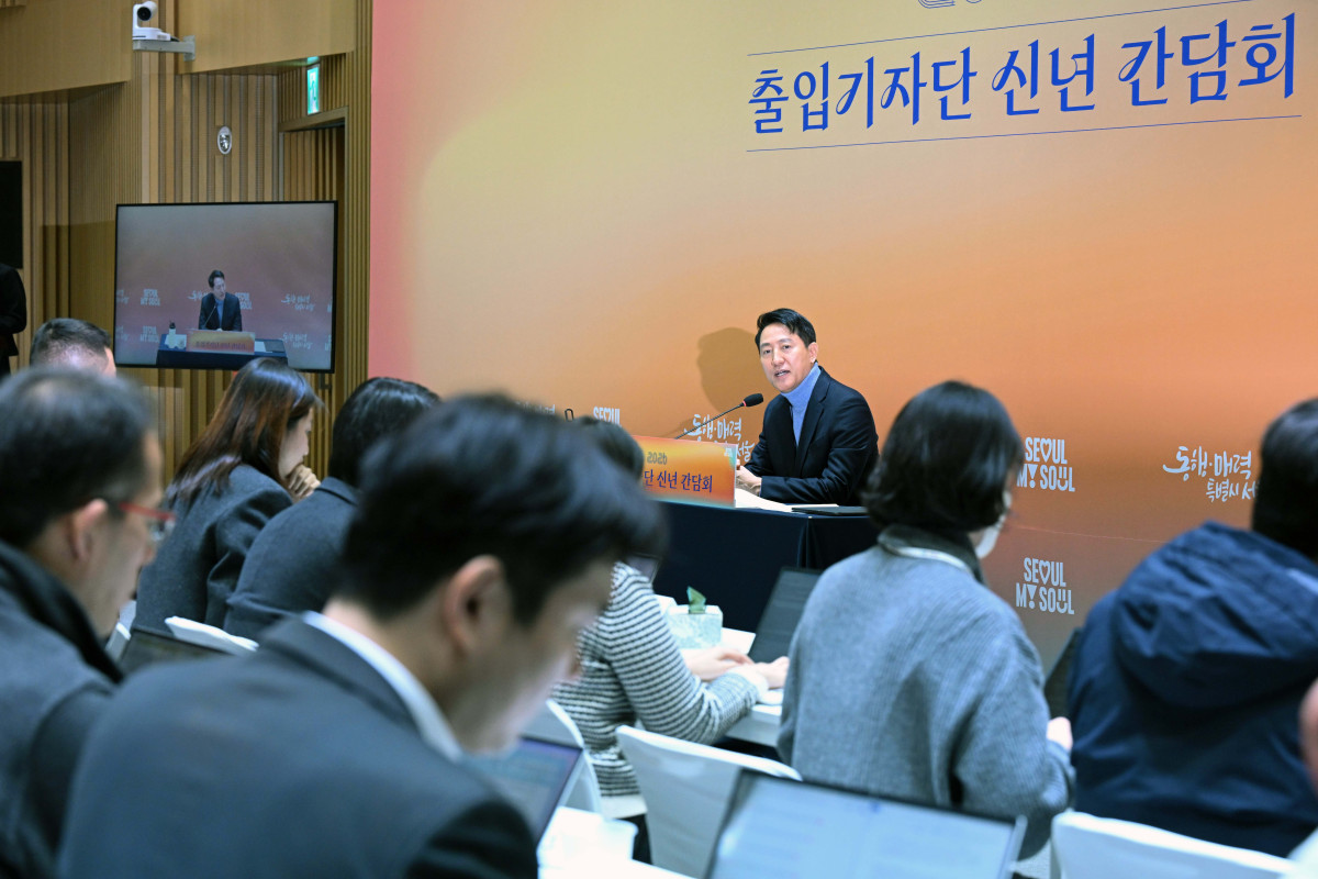 ▲오세훈 서울시장이 10일 서울 중구 서울시청에서 ‘2026년 출입기자단 신년 간담회’를 갖고 있다. 신태현 기자 holjjak@