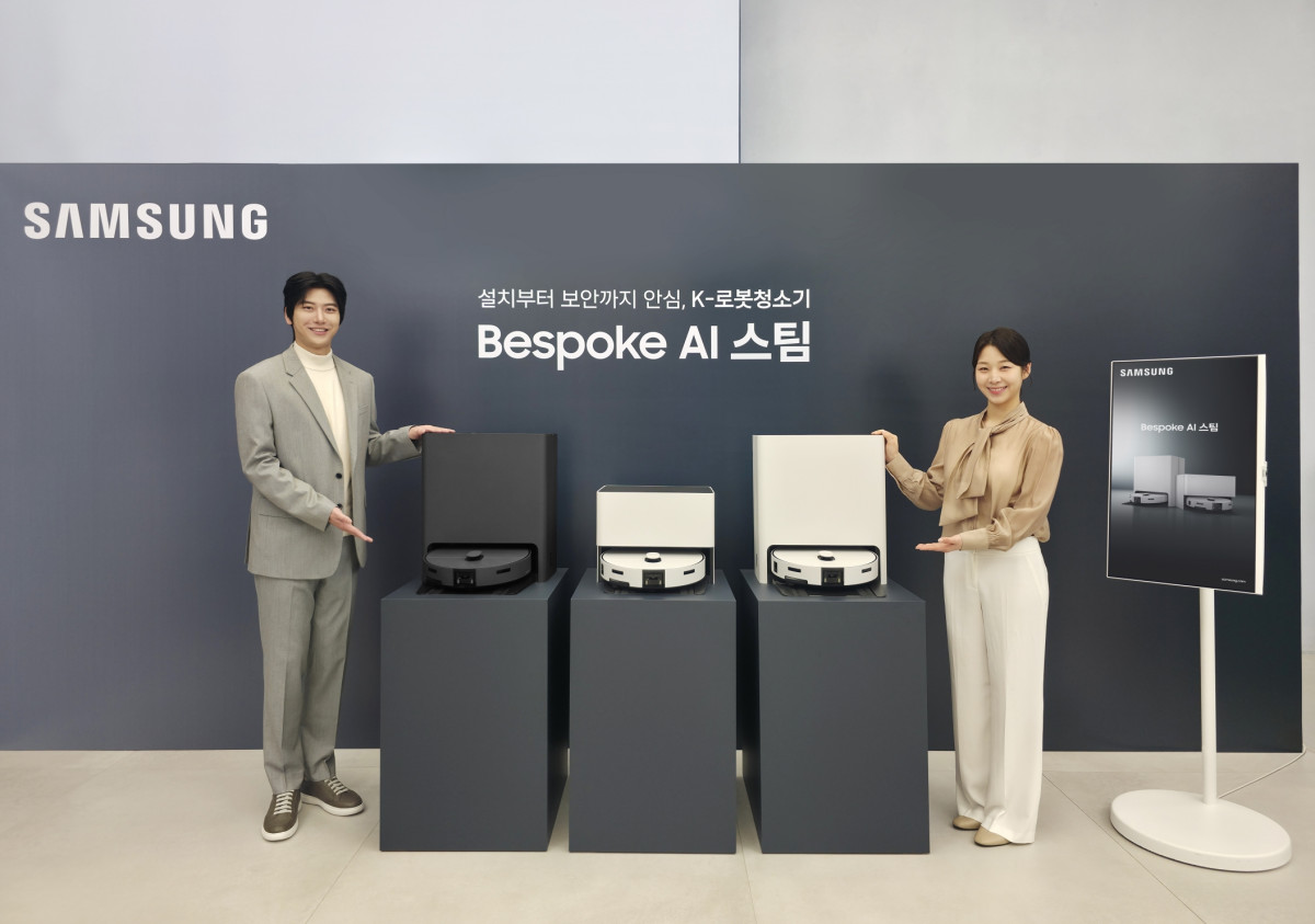 ▲삼성전자가 한국 가정에 최적화된 2026년형 '비스포크 AI 스팀' 로봇청소기를 출시했다. (사진=삼성전자)