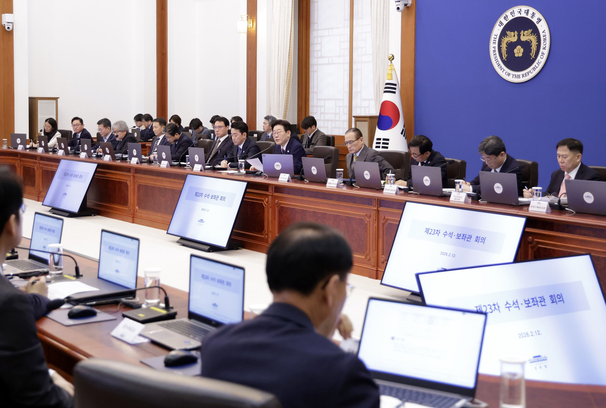 ▲12일 청와대에서 이재명 대통령 주재로 수석보좌관회의가 진행되고 있다. 사진=연합뉴스