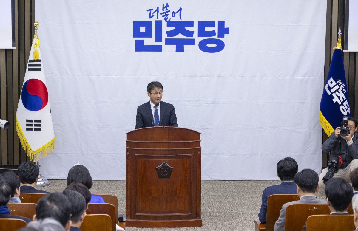 ▲국회의장 면담 뒤 의원총회 참석한 한병도 원내대표 (연합뉴스)