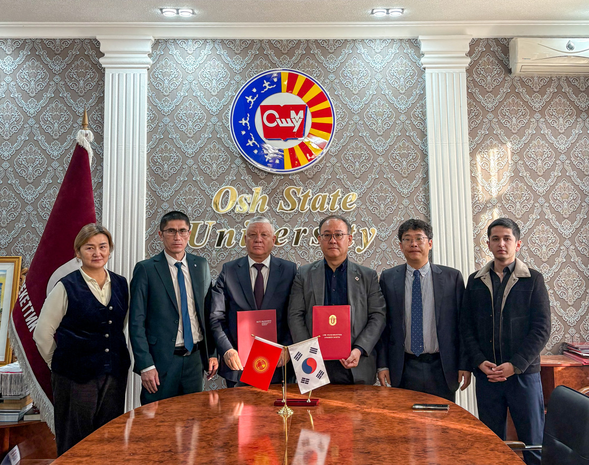 ▲경남정보대학교 방문단이 오시국립대학교등 중앙아시아 4개대학과 MOU를_체결했다. (사진제공=경남정보대학교)