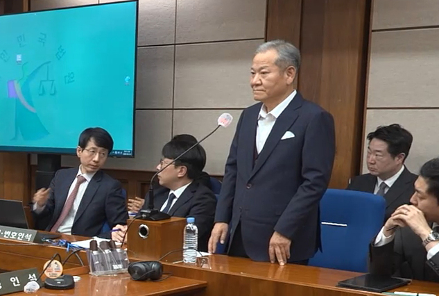 ▲서울중앙지법 형사합의32부(류경진 부장판사)는 12일 내란 중요임무 종사 등 혐의로 재판에 넘겨진 이 전 장관에게 징역 7년을 선고했다.이날 열린 선거공판에 이 전 장관이 출석해 있다. (연합뉴스)