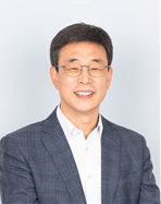 ▲김덕술 제35대 한국외대 총동문회장. (사진=한국외대)