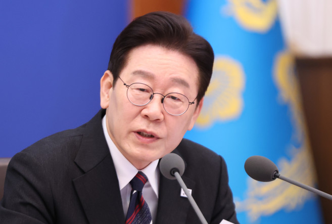 100원 생리대 출시 소식에⋯李대통령 “다이소 감사”