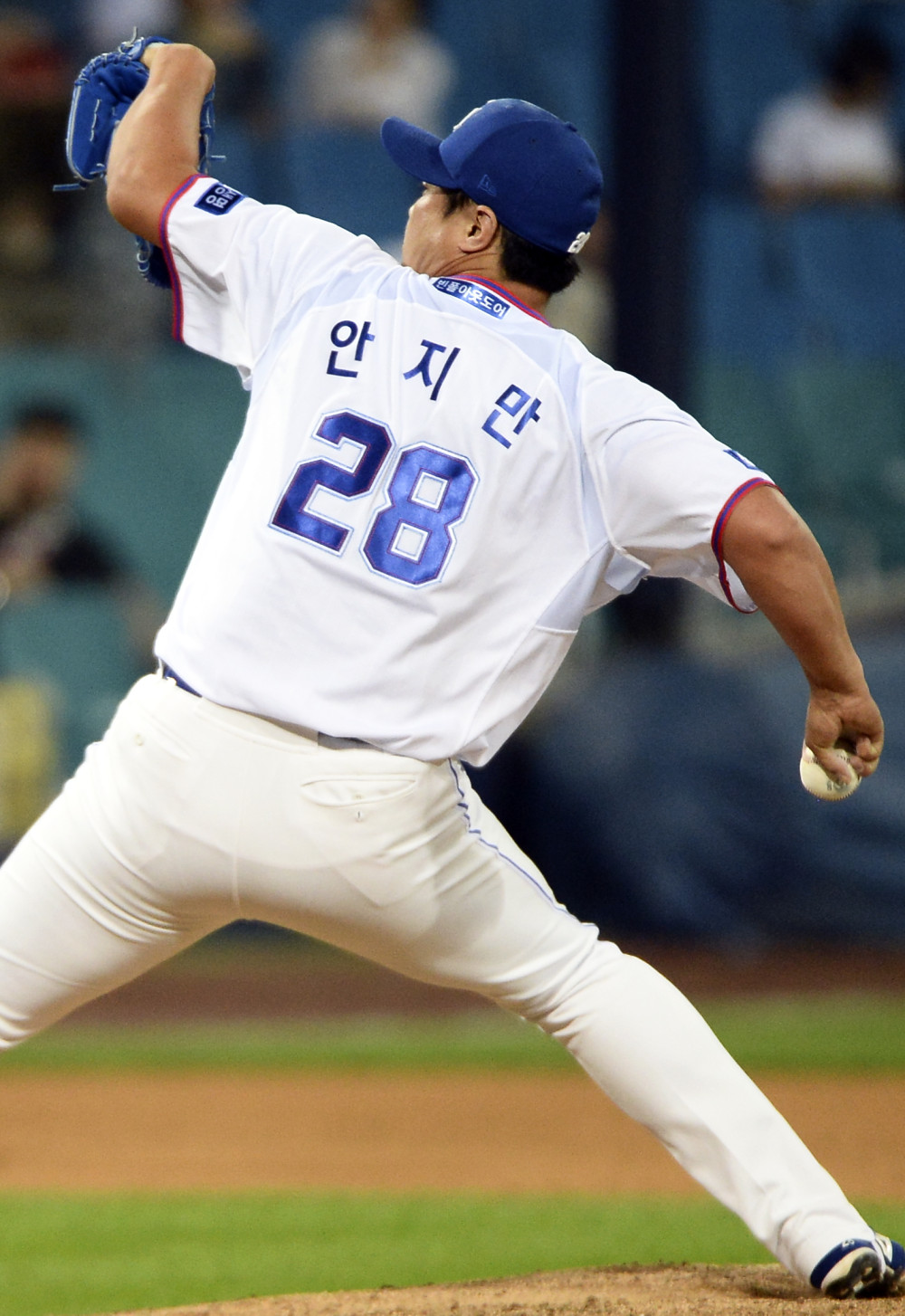 ▲롯데 불법도박 파문에 "야구는 하게 해달라"…안지만은 누구? (뉴시스)