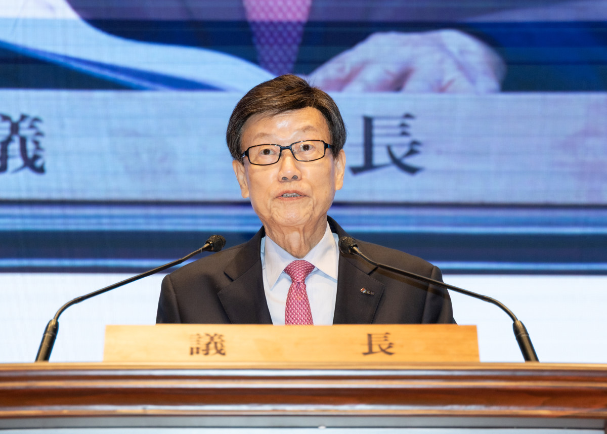 ▲25일 서울 강남구 삼성동 코엑스에서 열린 2026년도 한국무역협회 정기총회에서 윤진식 한국무역협회 회장이 개회사를 하고 있다. (사진=무협)