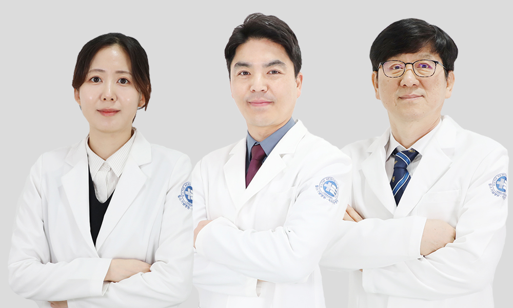 ▲윌스기념병원이 새로 영입한 신임 전문의 3명. 왼쪽부터 뇌신경센터 강희경 과장(신경과), 영상진단센터 방상흠 과장(영상의학과), 소아청소년과 차기문 과장. 3월부터 본격 진료에 나서며 뇌신경·혈관 중재시술·소아청소년 분야 역량을 한층 강화한다. (윌스기념병원)