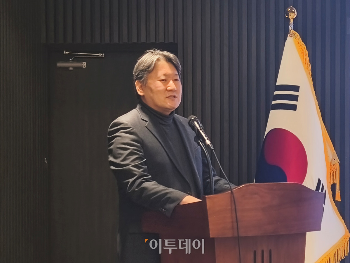 ▲김창수 대한의사협회 정책이사가 25일 대한의사협회회관에서 열린  ‘지역의사제도의 문제점’  의료정책포럼에서 발표하고 있다. (노상우 기자 nswreal@)