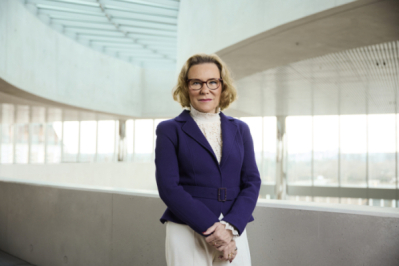사노피 CEO 갑작스런 사임..신임 대표에 '獨머크 대표’