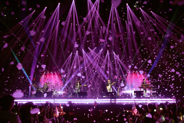 ▲데이식스 데뷔 10주년 쿠알라룸푸르 공연(사진제공=JYP엔터테인먼트)