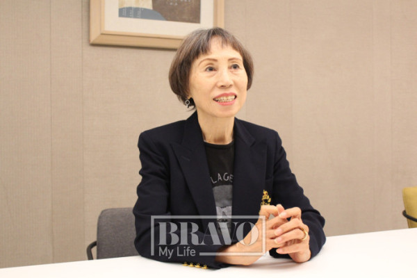 ▲더시그넘하우스 청라 입주자인 이영순 씨가 지난달 더시그넘하우스 청라에서 브라보마이라이프와 인터뷰를 진행하고 있다. 서지희 기자 jhsseo@
