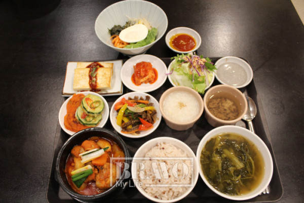 ▲전문 식음 브랜드 '고메드갤러리아(GOURMET de GALLERIA)'가 제공하는 점심 식사.(박지수 기자 jsp@)