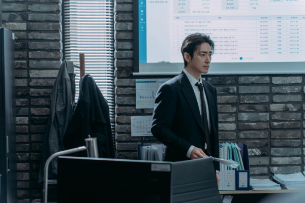 ▲넷플릭스 '레이디 두아' 스틸컷(사진제공=넷플릭스)