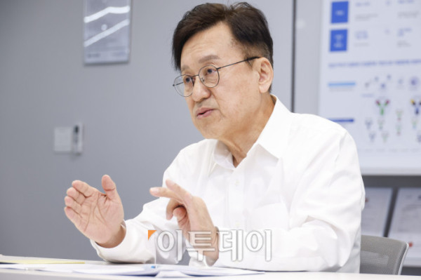 ▲김흥태 이뮨온시아 대표이사가 최근 서울 강서구 이뮨온시아에서 이투데이와 인터뷰를 하고 있다. 조현호 기자 hyunho@
