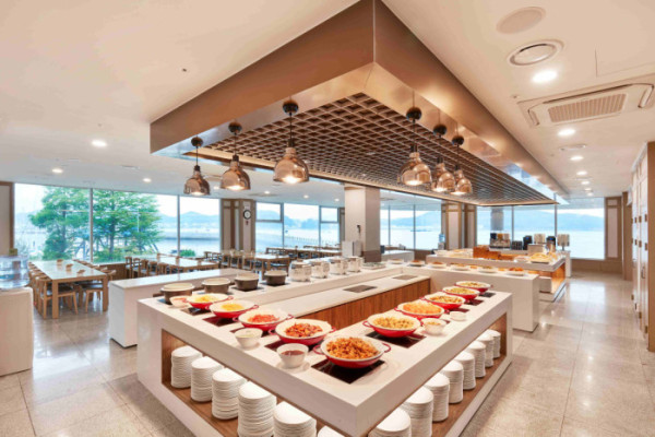 ▲금호통영마리나리조트 한식당(사진제공=금호리조트)
