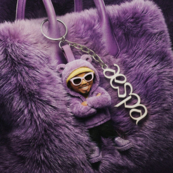 ▲에스파 X 앤더슨팩 싱글 'Keychain' 디지털 커버(사진제공=SM엔터테인먼트)
