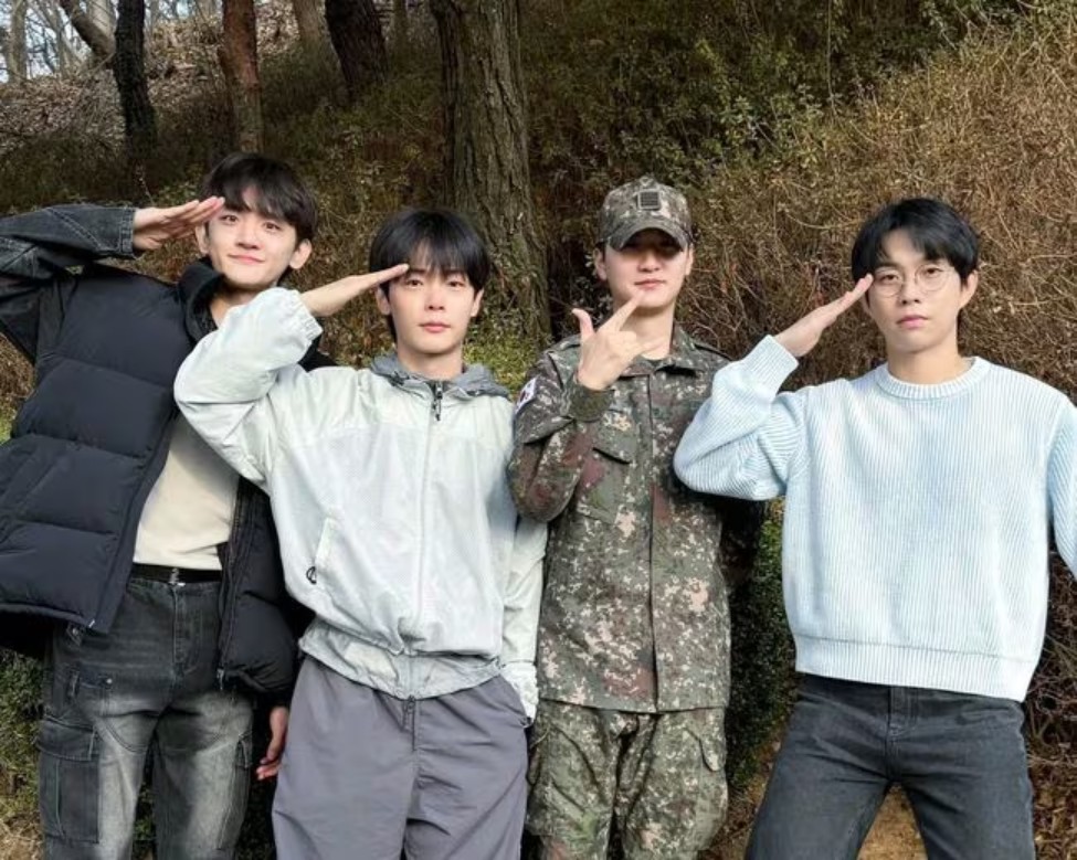 (출처=루시SNS)