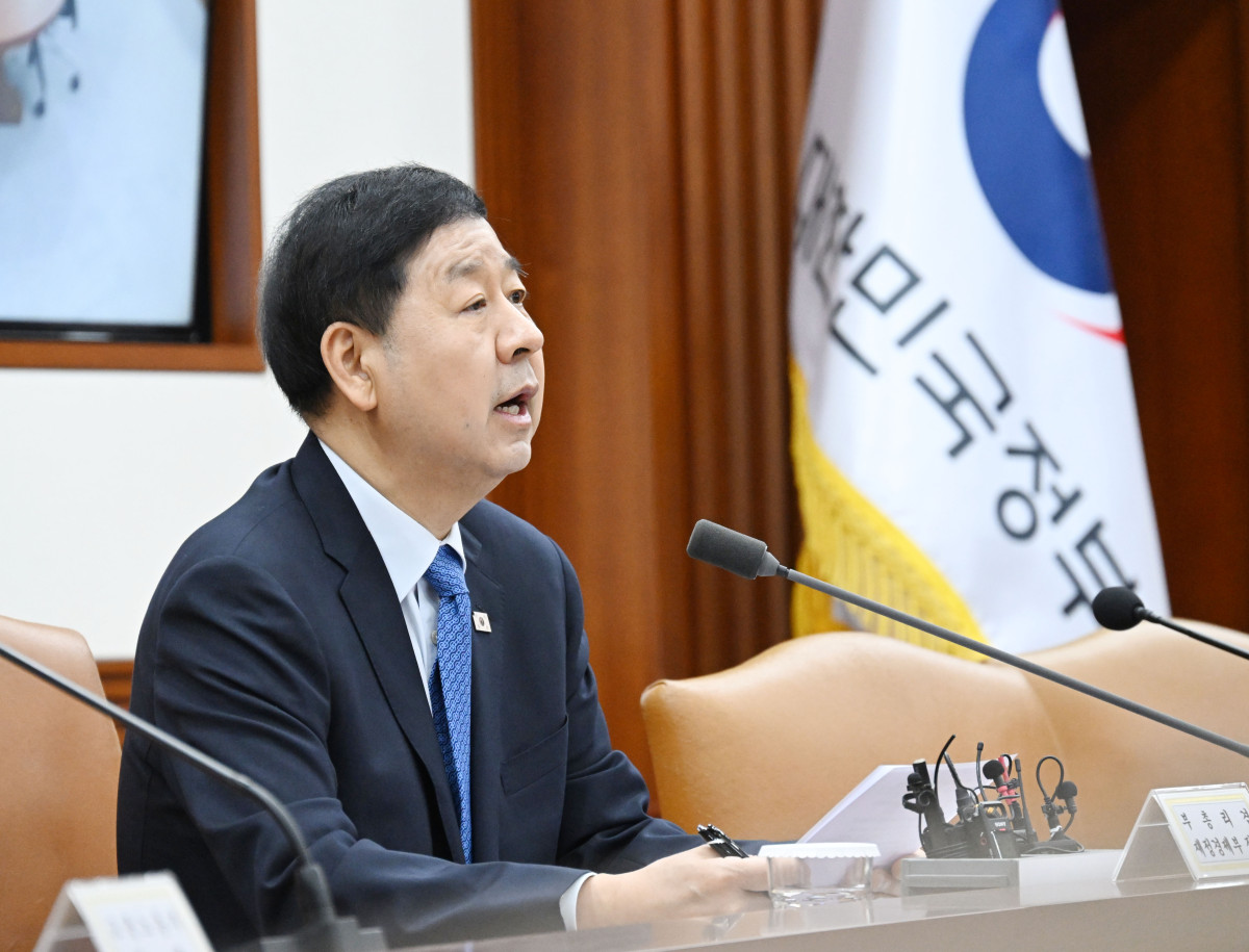 ▲구윤철 부총리 겸 재정경제부 장관이 3월 4일 서울 종로구 정부서울청사에서 열린 개정 노동조합법 시행 관련 관계장관회의를 주재, 모두발언을 하고 있다. (재정경제부)