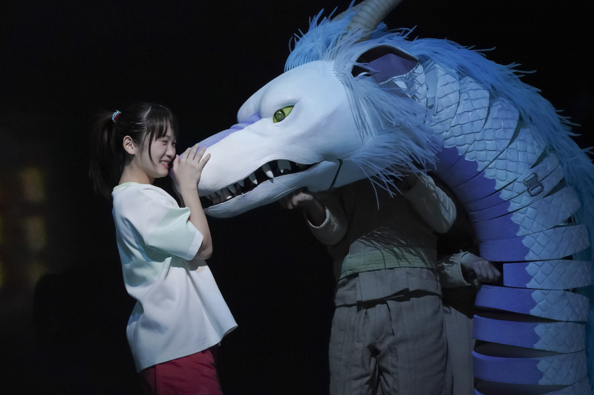 (TOHO Theatrical Dept.)