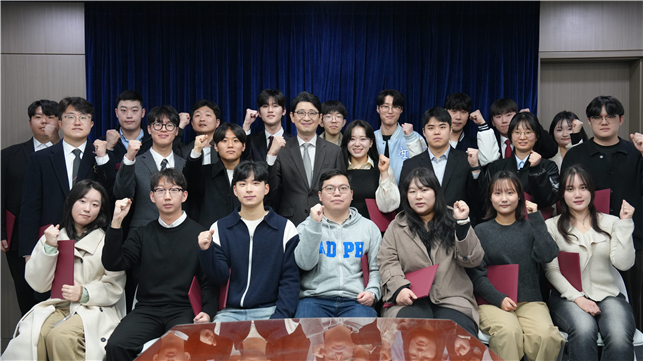▲주진우 국민의힘 의원이 청년 명예보좌관과 만든 '청년 평등법'을 6일 발의했다. (사진 제공 = 주진우 의원실)