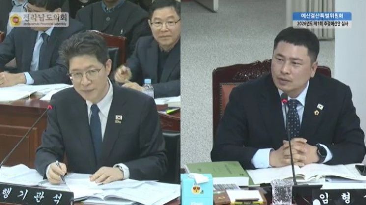 ▲임형석 전남도의원이 황기연 전남도 행정부지사를 향해 광역 단위 시설 사업의 실효성 문제를 지적하고 있다. (사진제공=전남도의회)