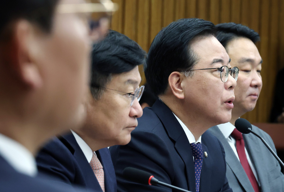 ▲송언석 국민의힘 원내대표가 10일 국회에서 열린 원내대책회의에서 모두발언을 하고 있다. (연합뉴스)