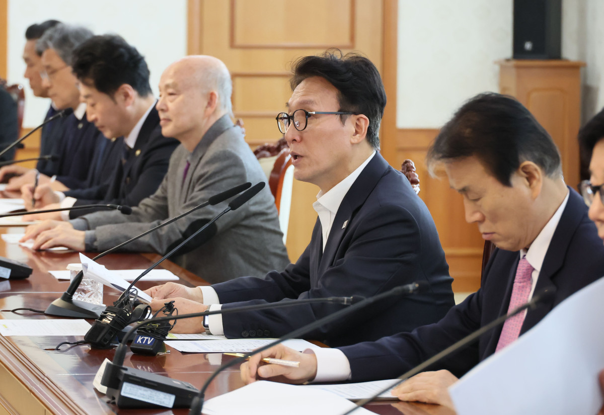 ▲김민석 국무총리가 10일 서울 종로구 정부서울청사에서 열린 국고보조금 부정수급 근절을 위한 관계장관회의에서 발언하고 있다. (연합뉴스)