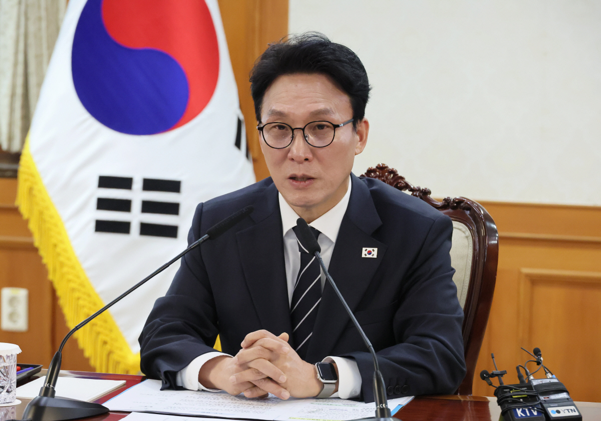 ▲김민석 국무총리가 11일 서울 종로구 정부서울청사에서 열린 새만금·전북 대혁신TF 킥오프 회의에서 발언하고 있다. 연합뉴스