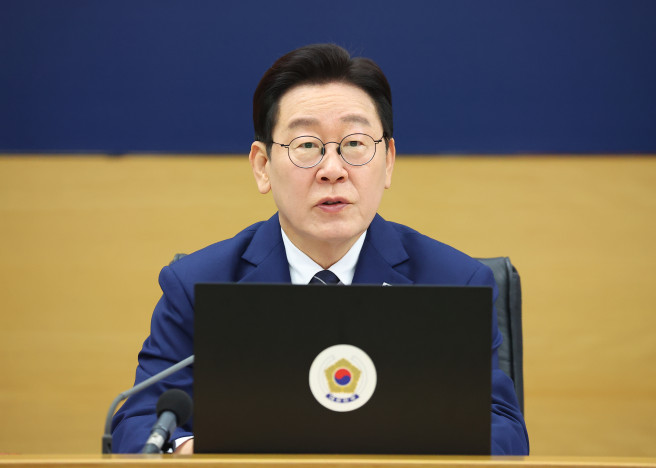 ▲이재명 대통령이 17일 정부세종청사에서 열린 국무회의에서 발언하고 있다. (연합뉴스)