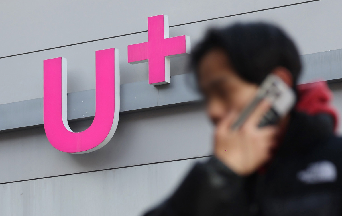 LG유플, 4월 13일부터 가입자 보안 체계 강화…전고객 유심 무상교체·재설정