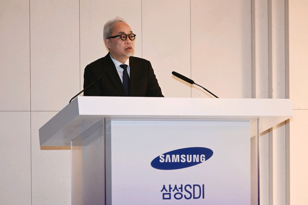 ▲최주선 삼성SDI 대표이사 사장이 18일 서울 강남구 엘리에나호텔에서 열린 제56기 정기 주주총회에서 발언하고 있다. (사진제공=삼성SDI)