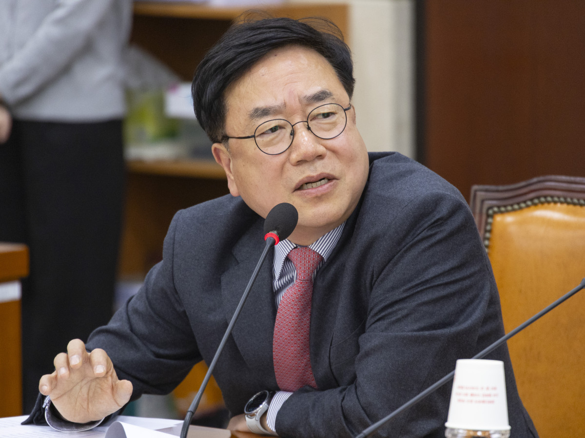 ▲국회 행정안전위원회 국민의힘 간사인 서범수 의원이 23일 국회에서 열린 행안위 전체 회의에서 국민투표법 개정안이 여당 주도로 안건으로 올라오자 이를 반대하는 발언을 하고 있다. (연합뉴스)