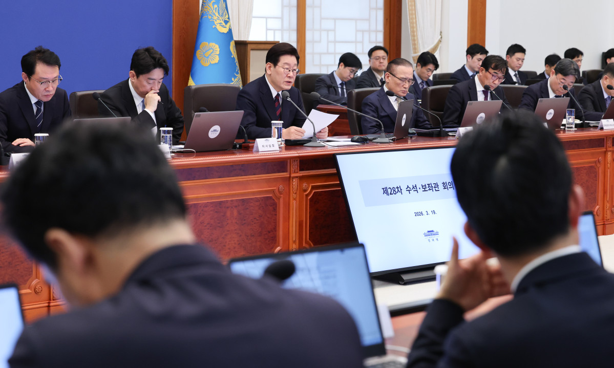 ▲이재명 대통령이 19일 청와대에서 열린 수석보좌관회의에서 발언하고 있다. 사진=연합뉴스