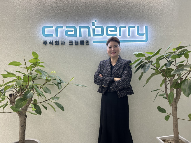 ▲이은혜 크랜베리 대표가 16일 서울 금천구 가산디지털단지 크랜베리 본사에서 포즈를 취하고 있다. (서이원 기자 @iwonseo96)