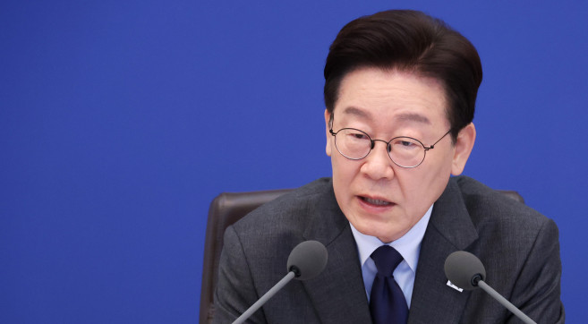 ▲이재명 대통령이 24일 청와대에서 열린 국무회의에서 발언하고 있다. (연합뉴스)