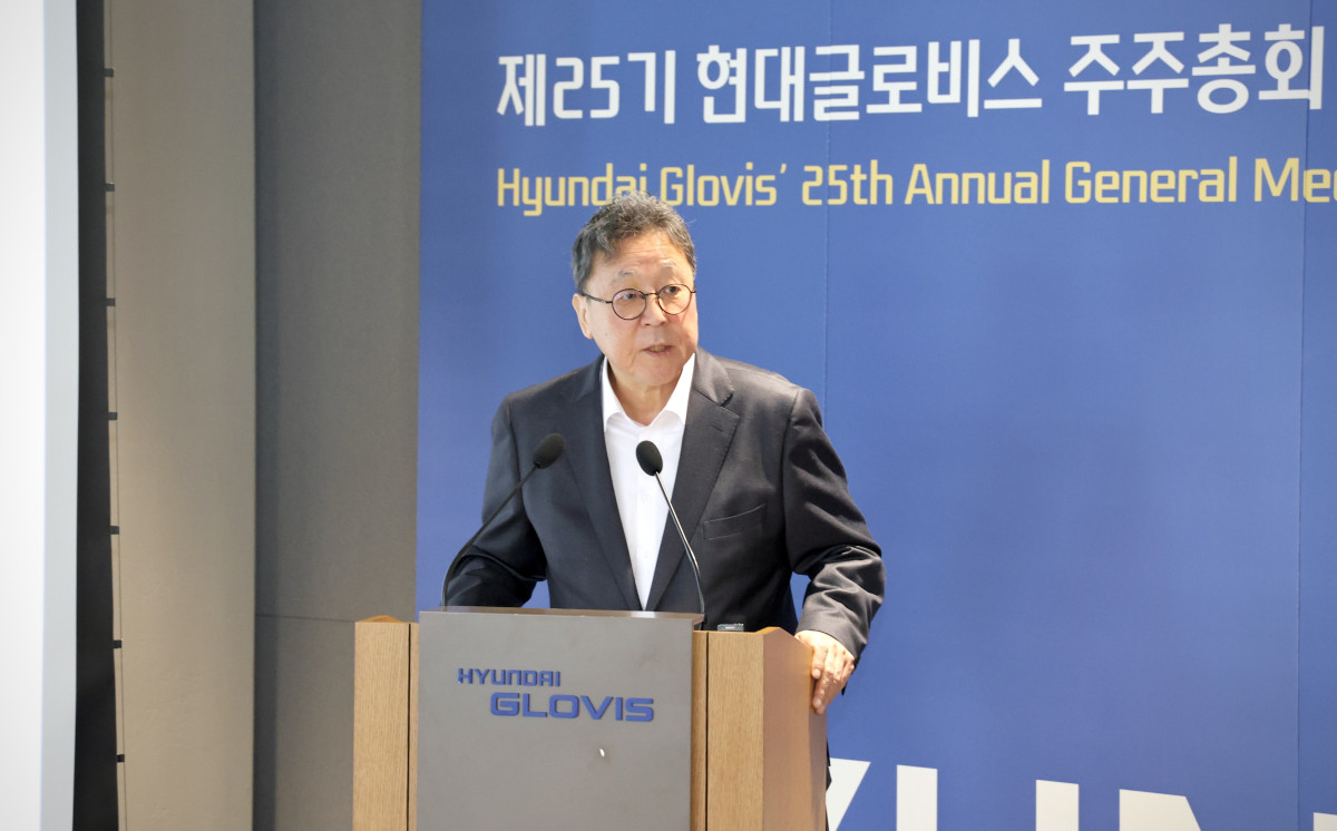 ▲26일 서울 성수동에서 열린 현대글로비스 제25기 정기주주총회에서 이규복 현대글로비스 대표이사가 발언을 하고 있다. (사진=현대글로비스)