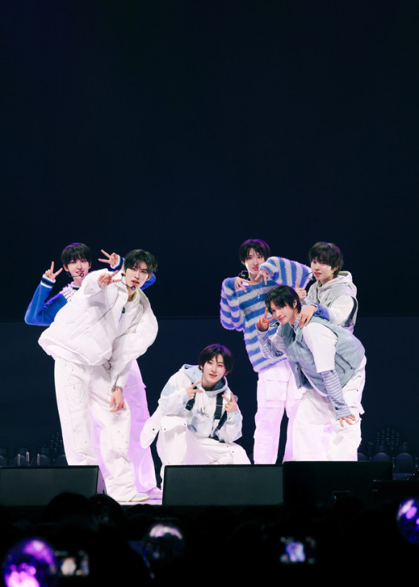 ▲킥플립 팬 콘서트 (사진제공=JYP엔터테인먼트)