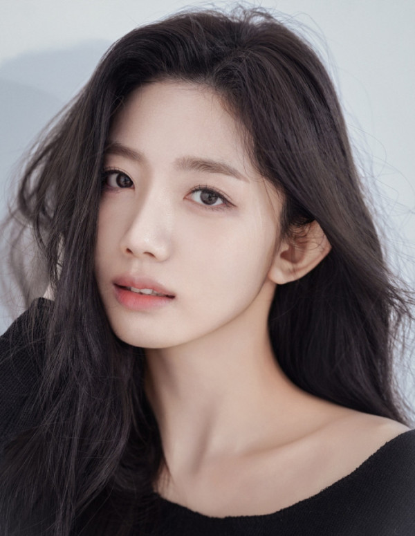 ▲최유주 (사진=(주)제이앤씨미디어그룹, FNC엔터테인먼트)