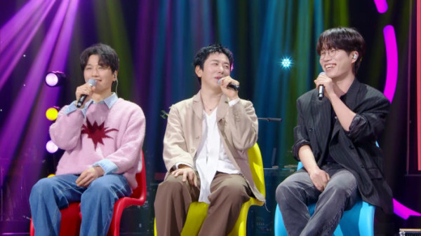 ▲‘더 시즌즈-10CM의 쓰담쓰담’ (사진 = KBS2 제공)
