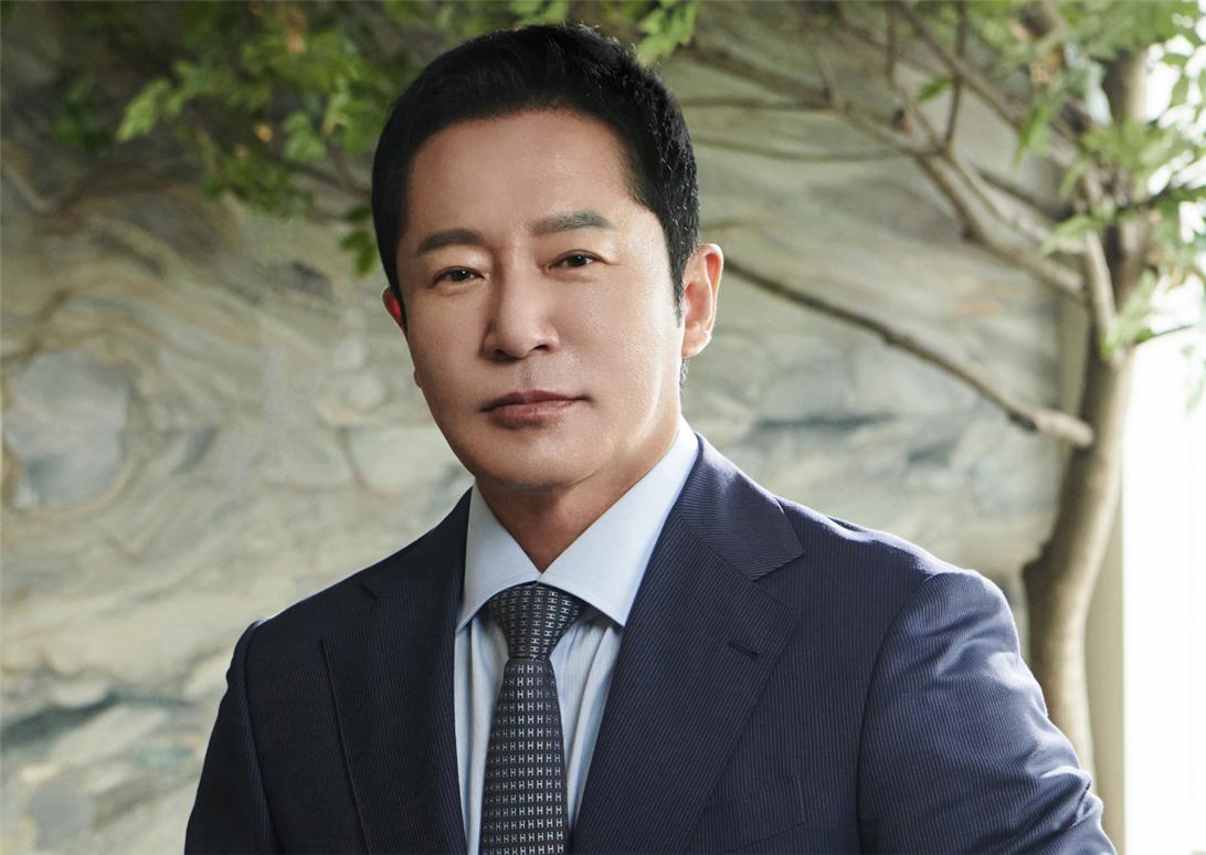 ▲김정모 회장. (사진제공=DK아시아)