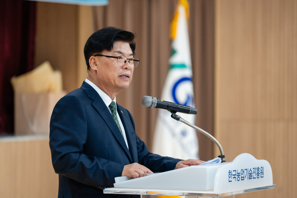 ▲이석형 한국농업기술진흥원 신임 원장이 1일 익산 본원에서 열린 취임식에서 인사말을 하고 있다. (사진제공=한국농업기술진흐원)