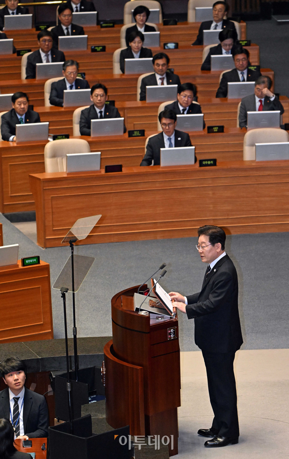 ▲이재명 대통령이 2일 서울 여의도 국회에서 2026년도 1차 추가경정예산안(추경안) 관련 시정연설을 하고 있다. 고이란 기자 photoeran@