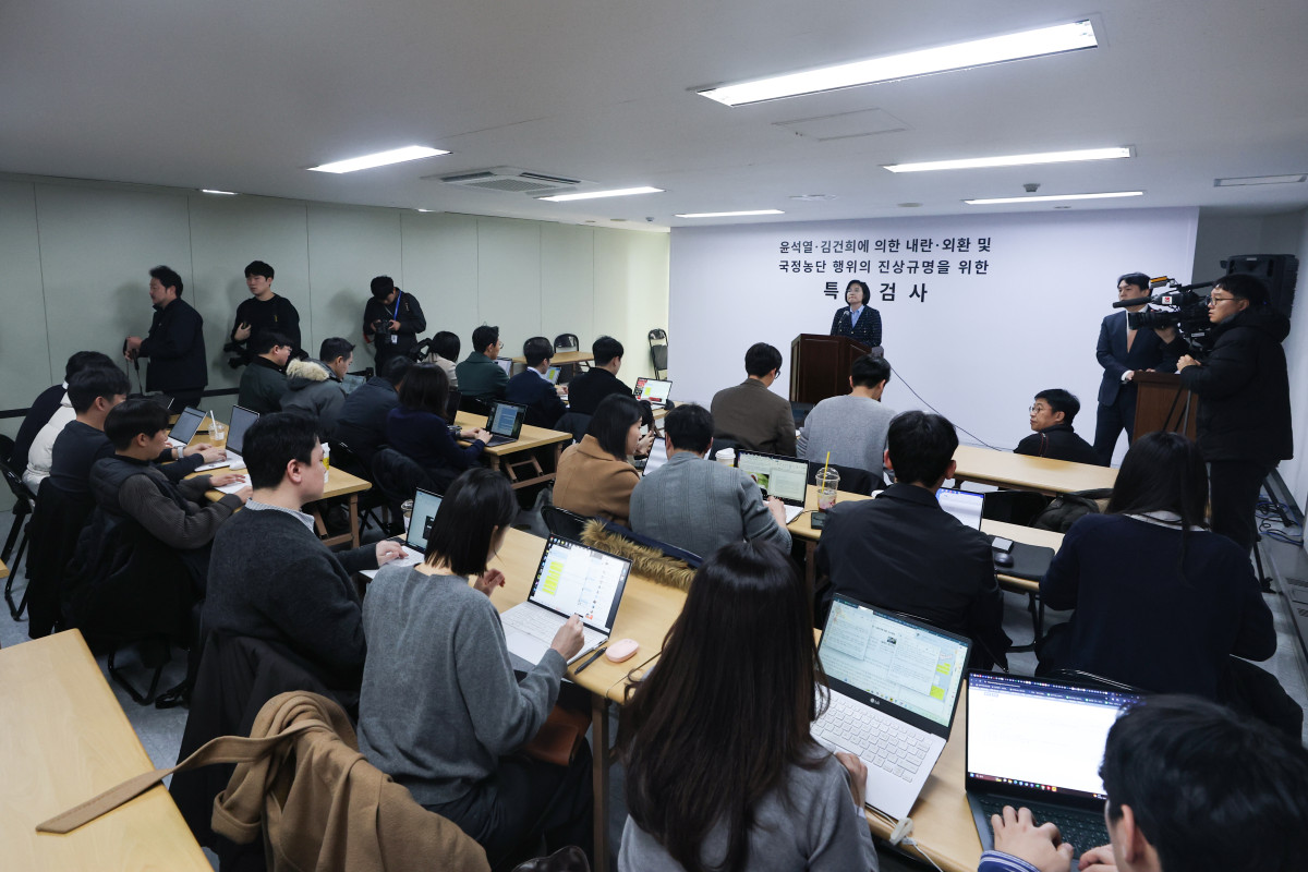 ▲권창영 2차 종합특별검사팀 김지미 특검보가 지난달 11일 경기도 과천 특검사무실에서 수사 관련 사항을 브리핑하고 있다. 사진=연합뉴스