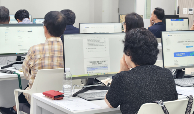 ▲비대면 사무보조원 인턴십과정. (사진제공=서울시)