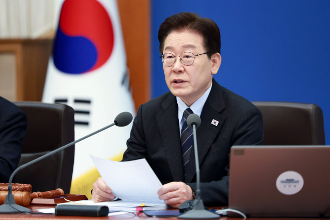 ▲이재명 대통령이 6일 청와대에서 열린 국무회의 겸 비상경제점검회의에서 발언하고 있다. (연합뉴스)