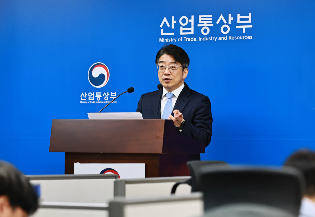 ▲양기욱 산업통상부 산업자원안보실장이 7일 정부세종청사에서 열린 중동전쟁 대응본부 일일 브리핑에서 발언을 하고 있다. (사진제공=산업통상부)