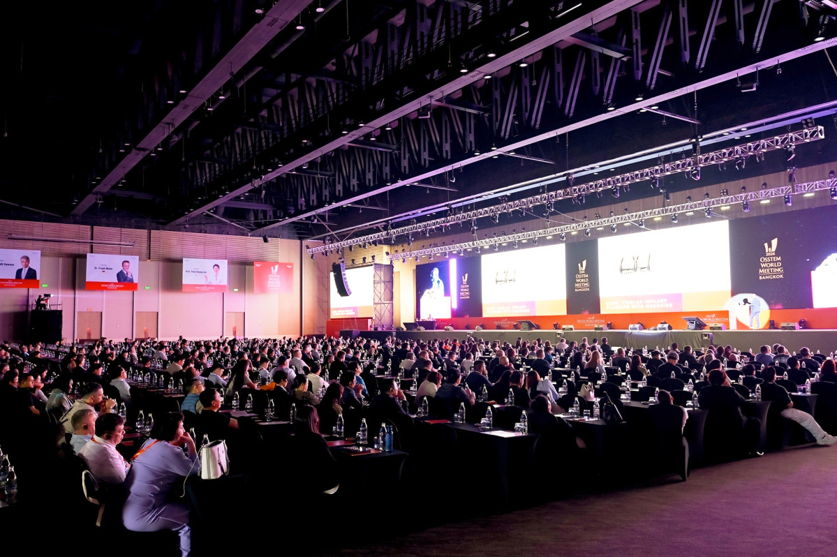 ▲3월 27~28일 태국 방콕에서 열린 '오스템월드미팅(Osstem World Meeting 2026 BANGKOK)' 참석자들이 학술세션을 경청하고 있다. (사진제공=오스템임플란트)