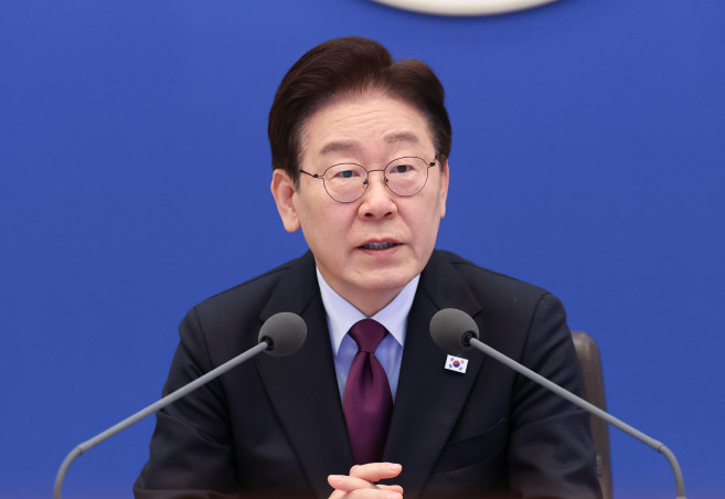 ▲이재명 대통령이 9일 청와대에서 열린 수석보좌관회의에서 발언하고 있다. (연합뉴스)